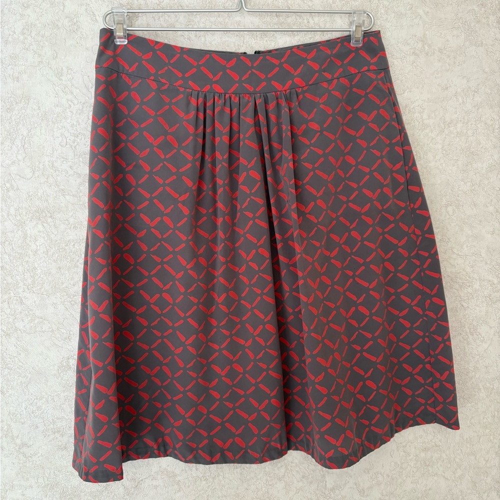 Stylish coral pink and Gray Patterned Skirt